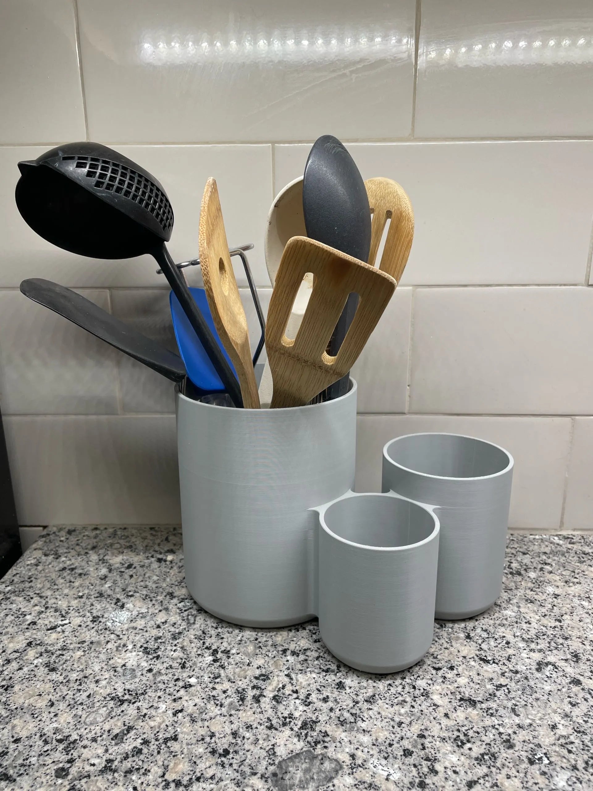 Support moderne pour ustensiles de cuisine à trois compartiments V1